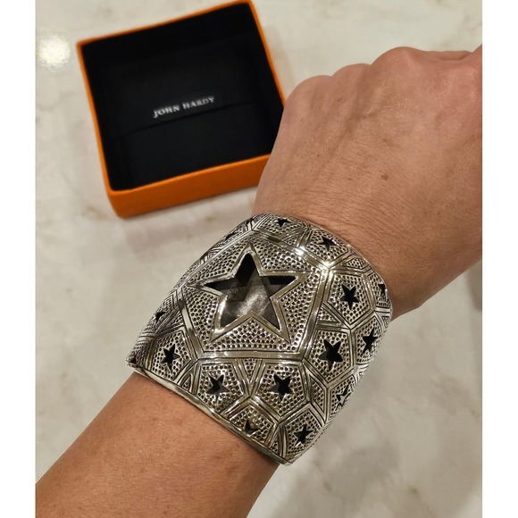 John Hardy Cuff Bracelet for a COWBOYS FAN Star Cutout Wide Band Sterling Silver - Picture 2 of 16